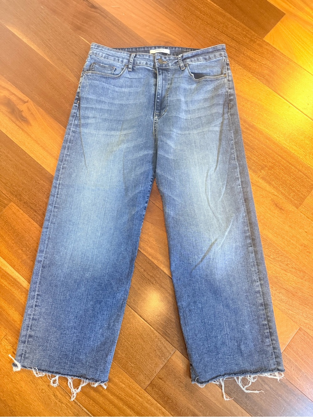 Fidelity Denim Mid-Blue Wide-Leg Cropped jeans. Size 31 - Picture 5 of 8